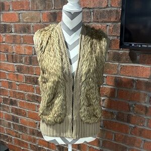 Altar'd State Neutral Taupe Faux Fur Knit Vest. Size Medium.